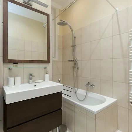 Apartment Center Grand Luxury W 2br/2bt