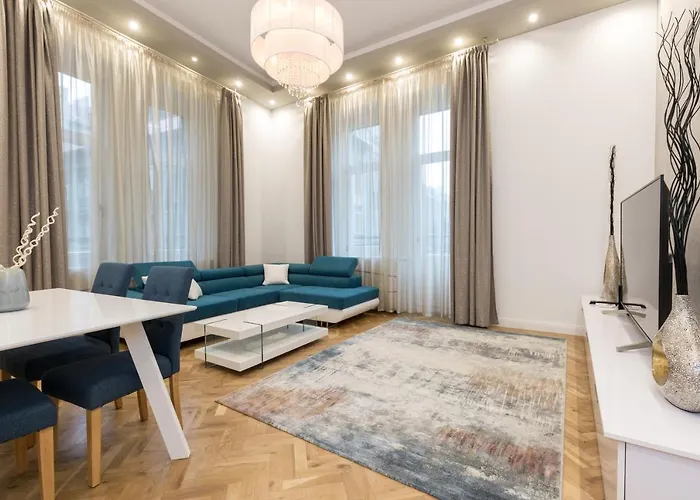 Apartment Center Grand Luxury W 2br/2bt