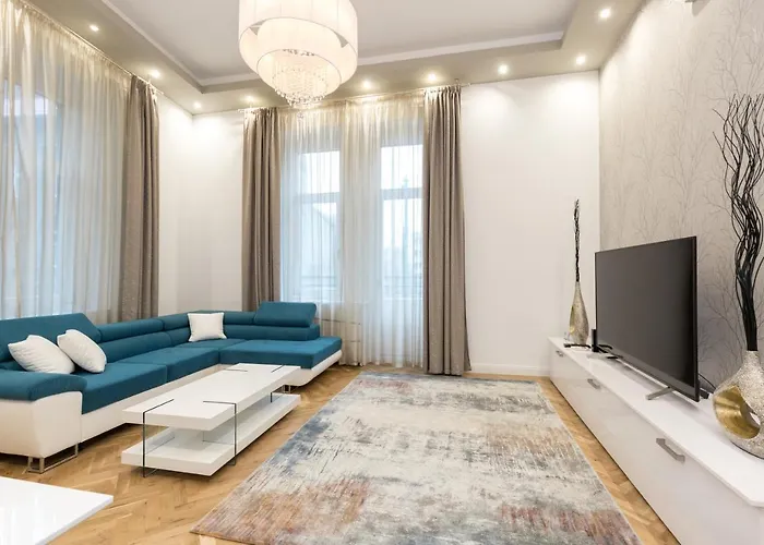 Center Grand Luxury W 2br/2bt Apartment *