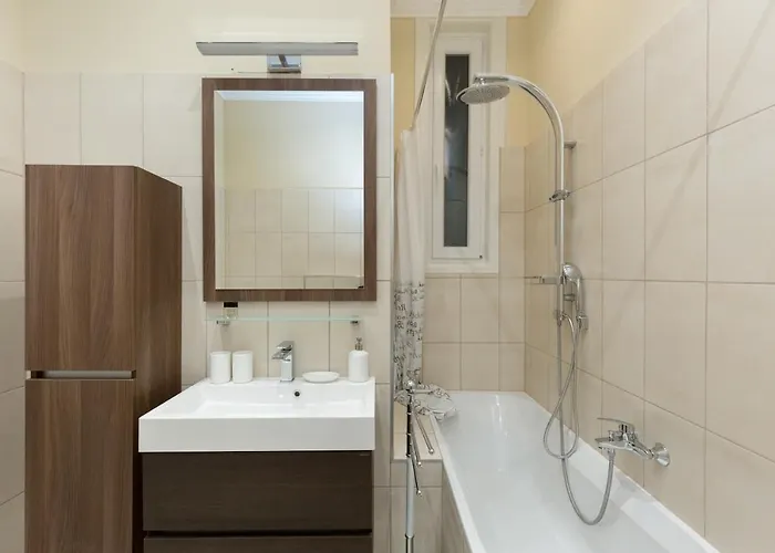 Apartment Center Grand Luxury W 2br/2bt