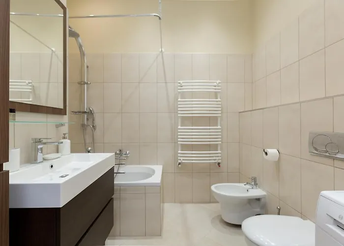 Center Grand Luxury W 2br/2bt