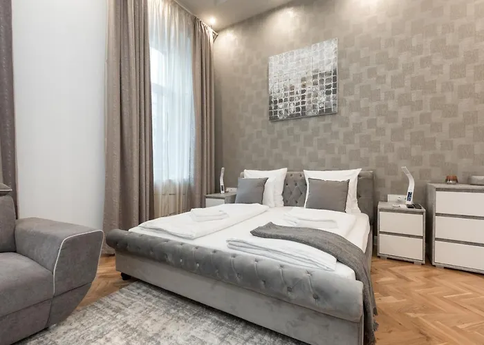 Apartment Center Grand Luxury W 2br/2bt *